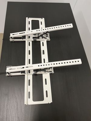 Picture of Hanging component TV, wall type behind textile or print